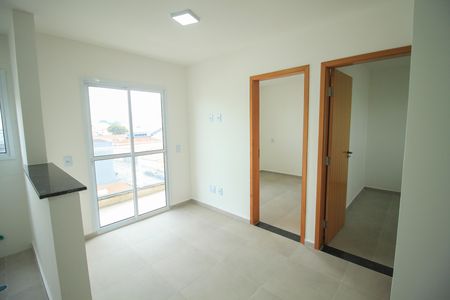 Apartamento para alugar com 2 quartos, 40m² em Vila Bertioga, São Paulo