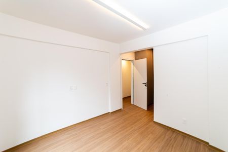 Apartamento à venda com 90m², 3 quartos e 2 vagasSuíte 1