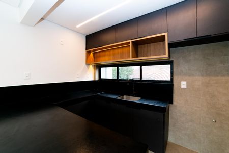 Apartamento à venda com 90m², 3 quartos e 2 vagasCozinha