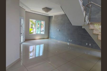Foto 03 de casa para alugar com 3 quartos, 260m² em Jardim Golden Park, Hortolândia