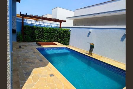 Foto 02 de casa para alugar com 3 quartos, 260m² em Jardim Golden Park, Hortolândia