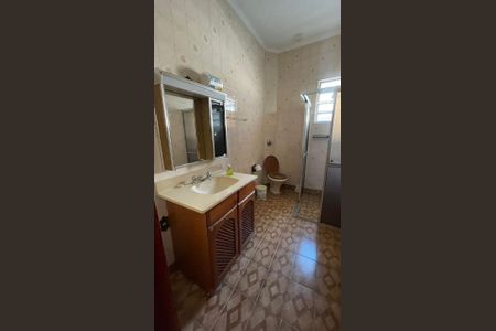Casa à venda com 221m², 3 quartos e 4 vagasWC C/ BOX