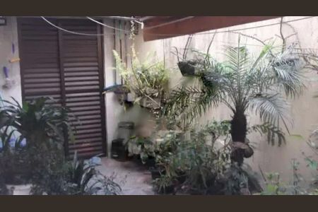 Casa à venda com 3 quartos, 115m² em Jardim Santa Cruz (Campo Grande), São Paulo