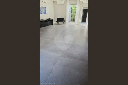 Casa à venda com 3 quartos, 310m² em Jardim da Saúde, São Paulo