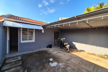 Casa à venda com 43m², 2 quartos e 2 vagas Casa à venda com 43m², 2 quartos e 2 vagasFachada do Prédio