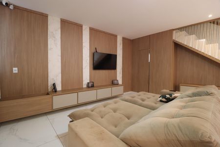 Sala de casa para alugar com 3 quartos, 230m² em Presidente Roosevelt, Uberlândia