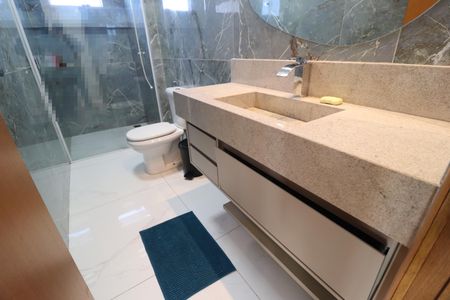 Casa para alugar com 230m², 3 quartos e 4 vagasBanheiro Social