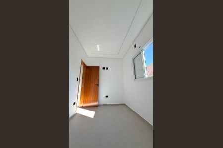 Casa à venda com 3 quartos, 103m² em Vila Eldizia, Santo André