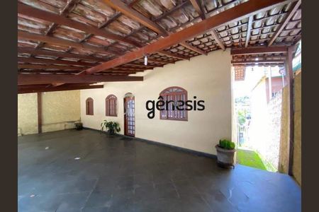 Casa à venda com 5 quartos, 180m² em Cinquentenario, Belo Horizonte