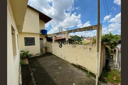 Casa à venda com 5 quartos, 180m² em Cinquentenario, Belo Horizonte