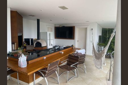 Casa à venda com 6 quartos, 647m² em Alphaville, Santana de Parnaíba