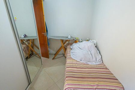 Casa de condomínio à venda com 80m², 3 quartos e 1 vagaquarto 2