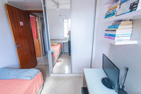 Casa de condomínio à venda com 80m², 3 quartos e 1 vagaquarto 1