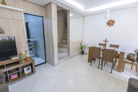 sala de casa de condomínio à venda com 3 quartos, 80m² em Vila Cloris, Belo Horizonte