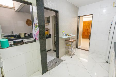 Casa de condomínio à venda com 80m², 3 quartos e 1 vagacozinha