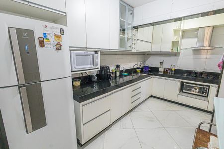 cozinha de casa de condomínio à venda com 3 quartos, 80m² em Vila Cloris, Belo Horizonte
