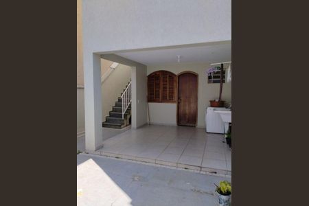 Casa à venda com 2 quartos, 142m² em Jardim Vila Galvao, Guarulhos