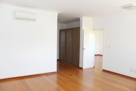 Casa para alugar com 260m², 3 quartos e 4 vagasQuarto