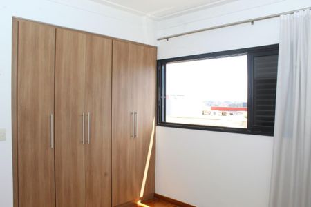 Casa para alugar com 260m², 3 quartos e 4 vagasQuarto