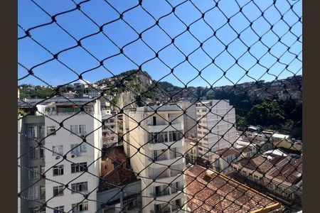 Apartamento à venda com 84m², 2 quartos e 1 vaga