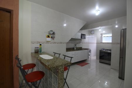 Apartamento à venda com 140m², 2 quartos e 1 vagaCozinha