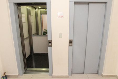 Área comum de apartamento para alugar com 2 quartos, 65m² em Cidade Brasil, São Paulo