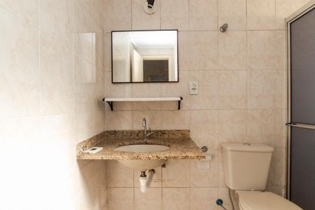 Apartamento para alugar com 65m², 2 quartos e 1 vaga Apartamento para alugar com 65m², 2 quartos e 1 vagaBanheiro