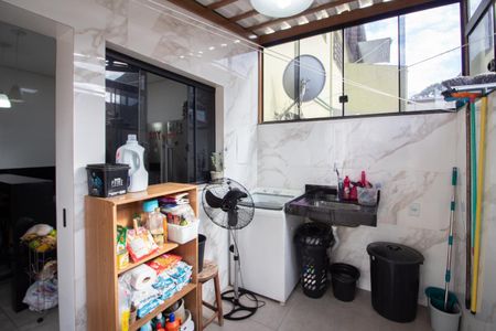 Área de Serviço de casa à venda com 2 quartos, 60m² em Santa Branca, Belo Horizonte