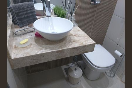 Apartamento para alugar com 100m², 3 quartos e 2 vagasBanheiro
