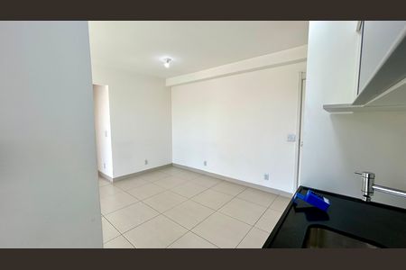 Cozinha de apartamento para alugar com 2 quartos, 61m² em Vila Endres, Guarulhos