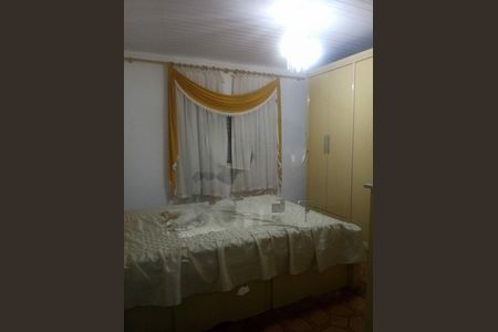 Casa à venda com 7 quartos, 200m² em Vila Mira, São Paulo