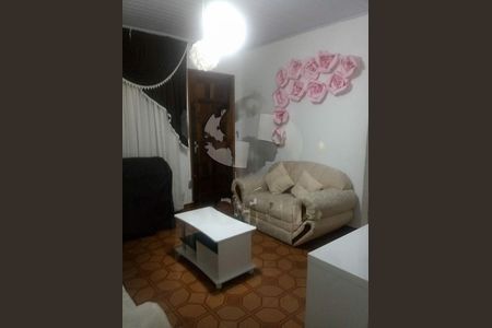 Casa à venda com 7 quartos, 200m² em Vila Mira, São Paulo