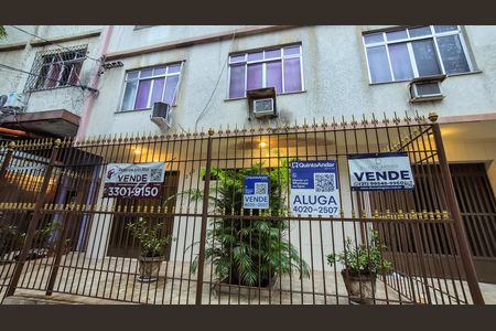 Entrada do Prédio  de apartamento para alugar com 2 quartos, 75m² em Vista Alegre, Rio de Janeiro