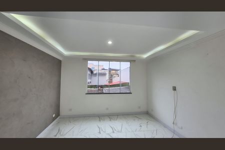 Sala de apartamento para alugar com 2 quartos, 75m² em Vista Alegre, Rio de Janeiro