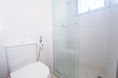 Banheiro suite  de apartamento para alugar com 3 quartos, 82m² em Vila da Serra, Nova Lima