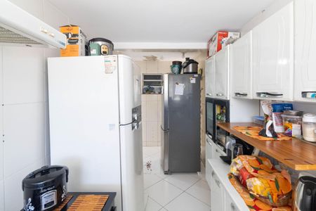 Casa à venda com 300m², 2 quartos e 2 vagasCozinha e Área de Serviço
