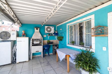 Casa à venda com 300m², 2 quartos e 2 vagasVaranda