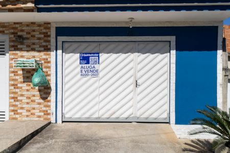 Fachada de casa à venda com 2 quartos, 300m² em Campo Grande, Rio de Janeiro
