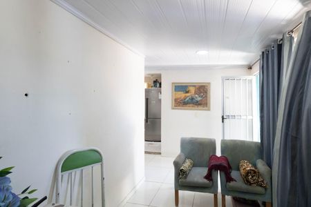 Casa à venda com 300m², 2 quartos e 2 vagasSala