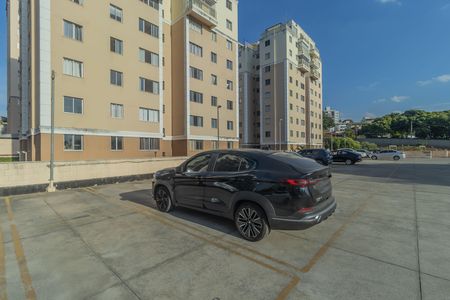 Apartamento à venda com 3 quartos, 86m² em Planalto, Belo Horizonte