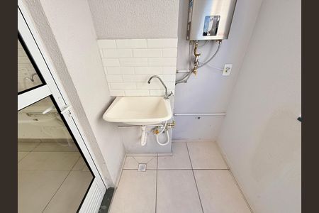 Área de Serviço de apartamento para alugar com 2 quartos, 59m² em Várzea de Baixo, São Paulo