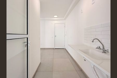 Cozinha de apartamento para alugar com 2 quartos, 59m² em Várzea de Baixo, São Paulo