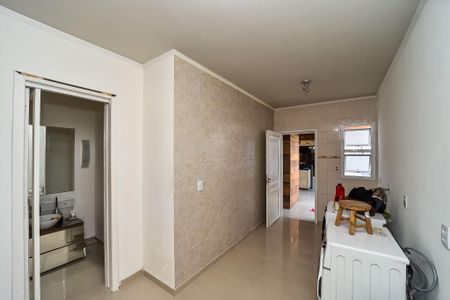 Casa à venda com 281m², 5 quartos e 4 vagas Casa à venda com 281m², 5 quartos e 4 vagasCozinha/Casa Frente
