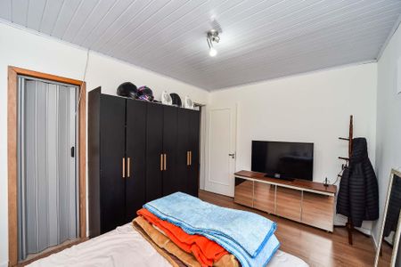 Casa à venda com 281m², 5 quartos e 4 vagas Casa à venda com 281m², 5 quartos e 4 vagasSuíte/Casa Frente