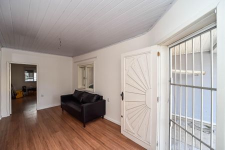 Casa à venda com 281m², 5 quartos e 4 vagas Casa à venda com 281m², 5 quartos e 4 vagasSala/Casa Frente