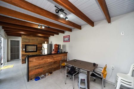 Casa à venda com 281m², 5 quartos e 4 vagas Casa à venda com 281m², 5 quartos e 4 vagasÁrea da Churrasqueira