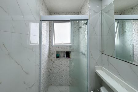 Apartamento à venda com 70m², 2 quartos e 1 vaga Apartamento à venda com 70m², 2 quartos e 1 vagaBanheiro - Suíte