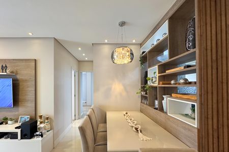 Apartamento à venda com 70m², 2 quartos e 1 vaga Apartamento à venda com 70m², 2 quartos e 1 vagaSala