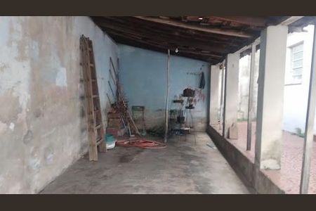 Casa à venda com 3 quartos, 270m² em Km 18, Osasco
