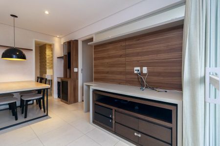 Sala de apartamento para alugar com 2 quartos, 87m² em Jardim Aeroporto, São Paulo